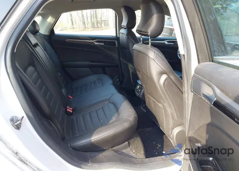 2016 Ford Fusion Se z USA, uszkodzony, nr VIN 1FA6P0HD9G5130035